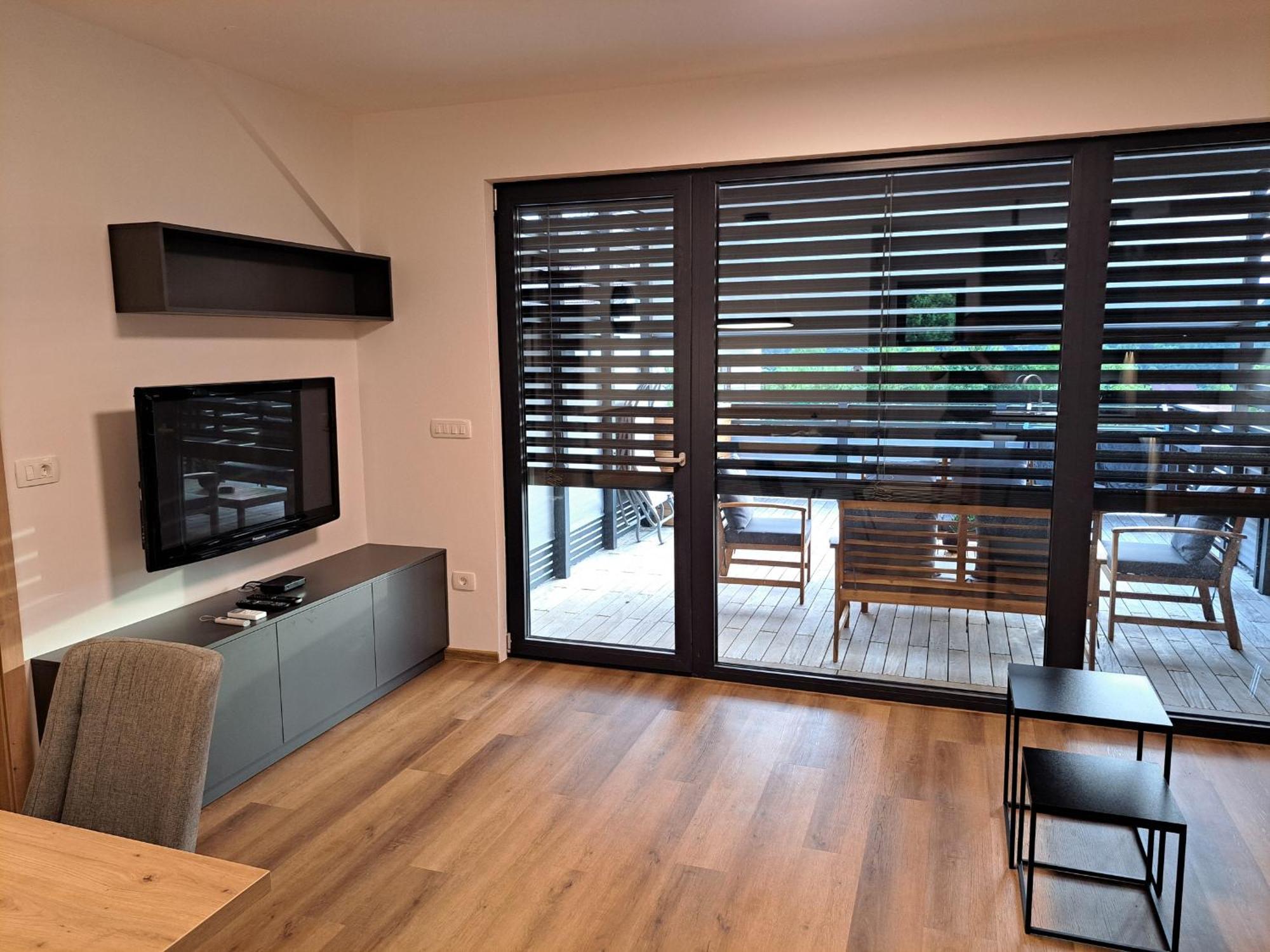 Apartamento S&B'S Retreat Godovic Exterior foto