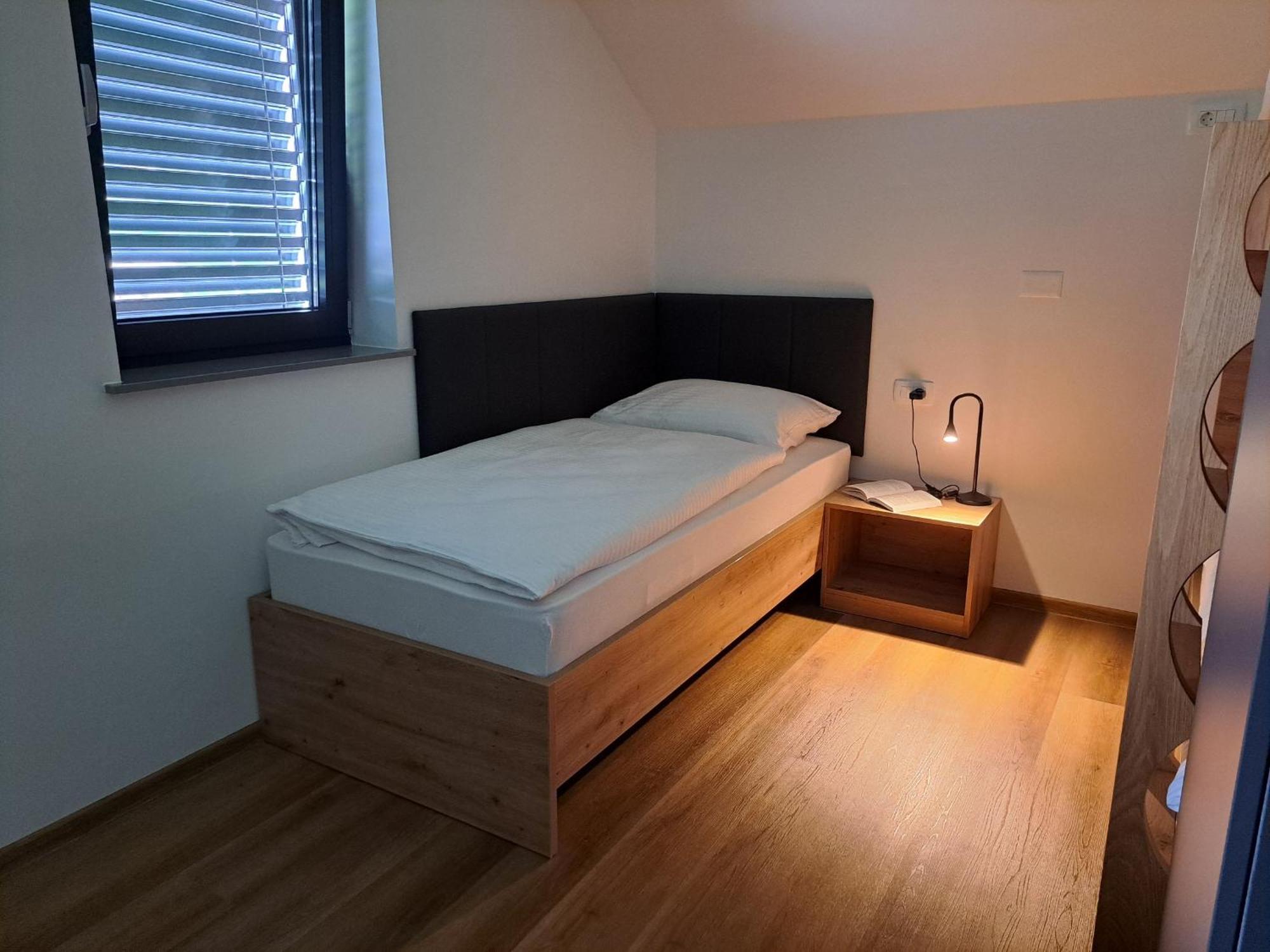 Apartamento S&B'S Retreat Godovic Exterior foto